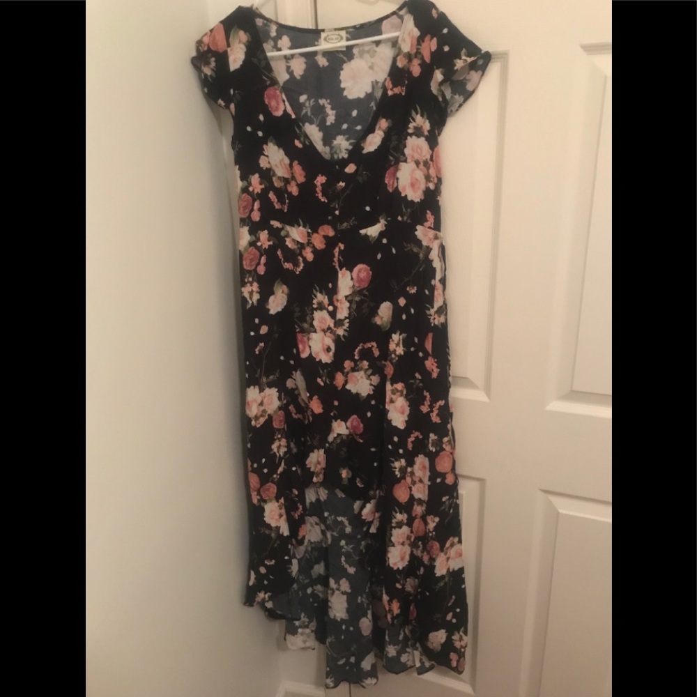 ♡ SOLD Joyfolie Mia Joy Hi low dress size L